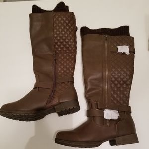 Just fab Cayte flat boot